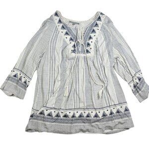 Danielrainn geometric white‎ & blue blouse, with tied neck, size 1X